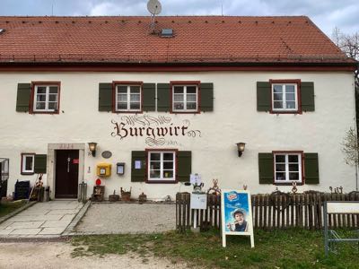 Burgwirt