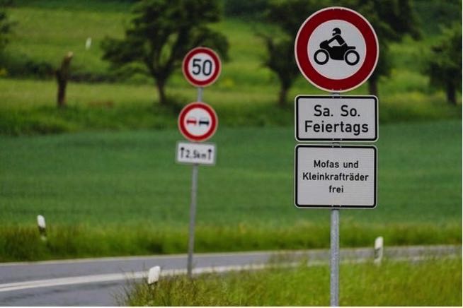 Fahrverbot Sa. So. Feiertag